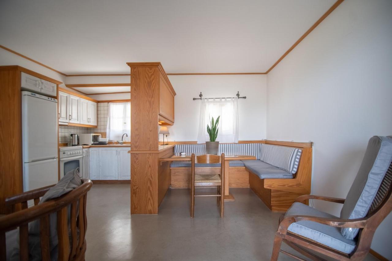 Lotos Beach Home Кинион Экстерьер фото