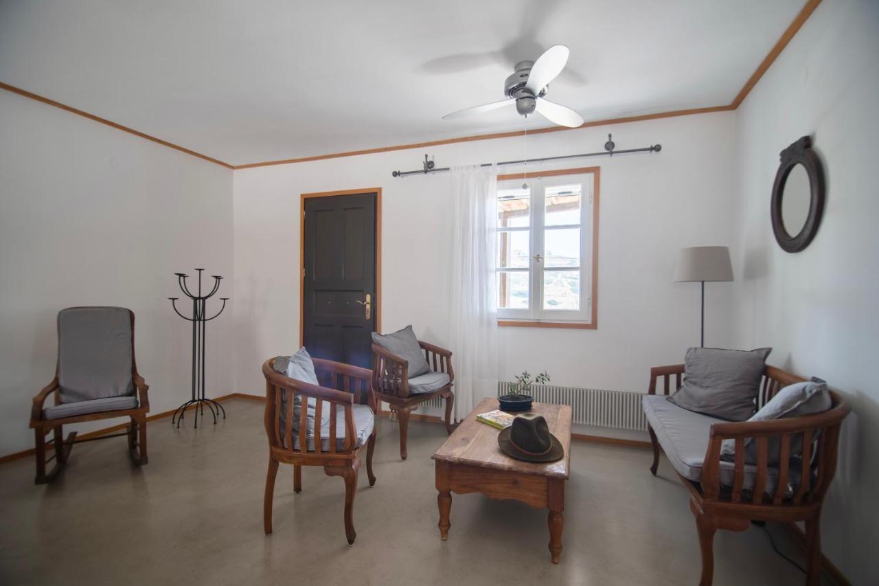 Lotos Beach Home Кинион Экстерьер фото