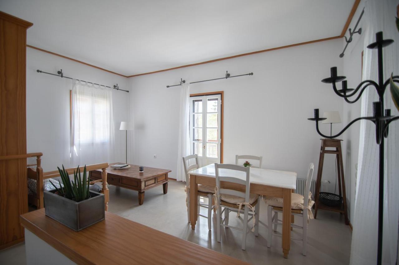 Lotos Beach Home Кинион Экстерьер фото