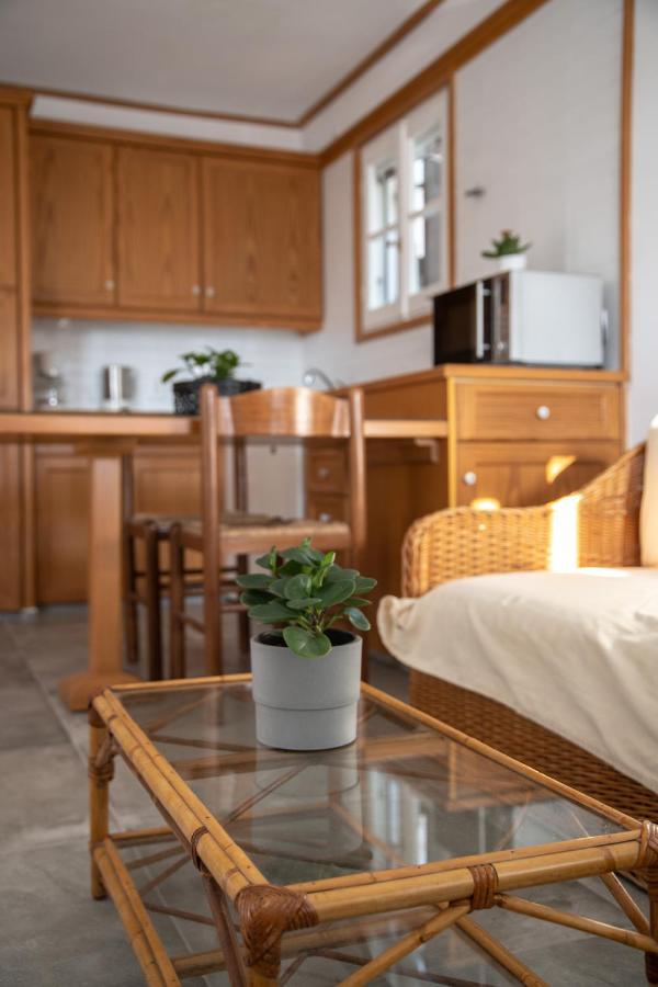 Lotos Beach Home Кинион Экстерьер фото