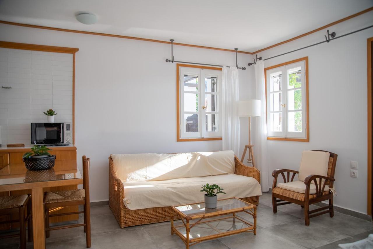 Lotos Beach Home Кинион Экстерьер фото